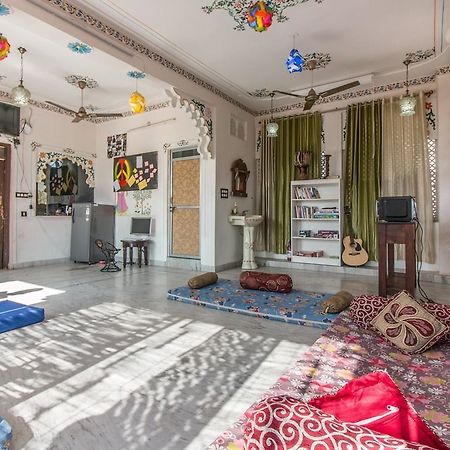 Backpacker Panda Lake Pichola Udaipur Extérieur photo